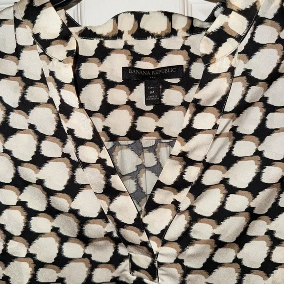 Banana Republic Printed Blouse - Picture 3 of 4